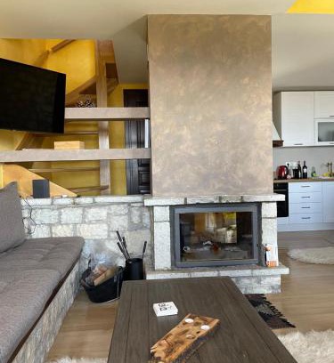 Arachova Ski Chalet | Delphi Gorge-view Chalet, Arachova