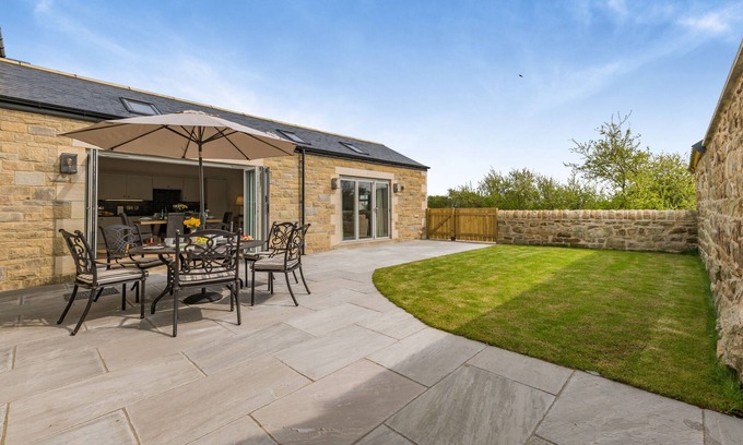 Morpeth House | Dene View - Three Bedroom House, Sleeps 6