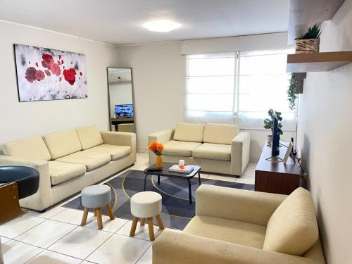 Santiago de Surco Apartment | Departamento Primer Piso - Embajada USA