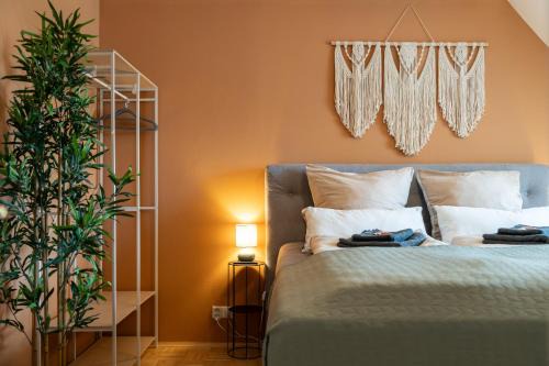 Graz City Centre Apartment | Desert Dune - Historic City Center with Free Parking by HERO HOMES