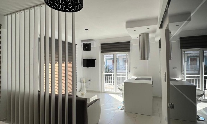 Paralia Dionysiou Apartment | Design Apartman Dionysos