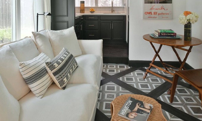 Neartown Cottage | Designer Cabana in Houston's Stylish Montrose Neighborhood