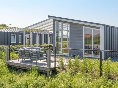 Wemeldinge House | Detached House in Zeeland with Scenic Terrace