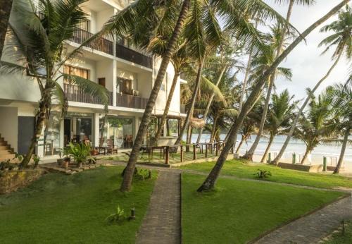 Dickwella Hotel | Dickwella Beach