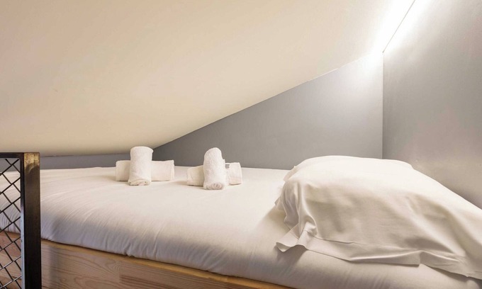 Lyon City Centre Apartment | Dify Bonald - Quai du Rhone