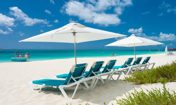 Grace Bay House | Directly on Beach, Beachy Chic 2 BR - Heart of Grace Bay - Grandview Resort