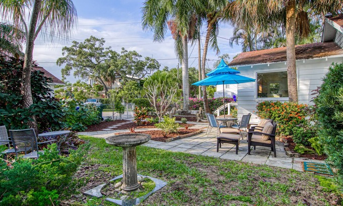 Tarpon River House | Dog-friendly home with lovely garden & patio - walk to the river & downtown