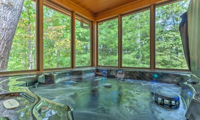 Morganton Cabin | Dogwood | Free Night Offer!