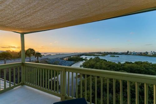 St. Augustine House | Dolphin Cove Waterfront Home with Dock