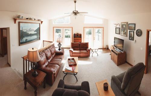 Haines House | Dolphin House