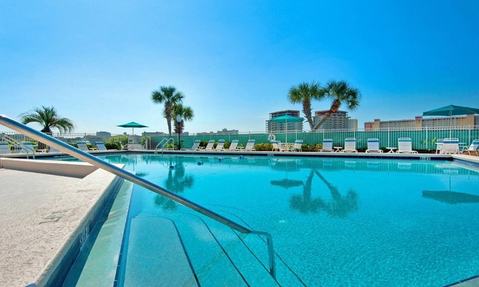 Holiday Isle Condo | Dolphin Point 306c 2 Bedroom Condo by RedAwning