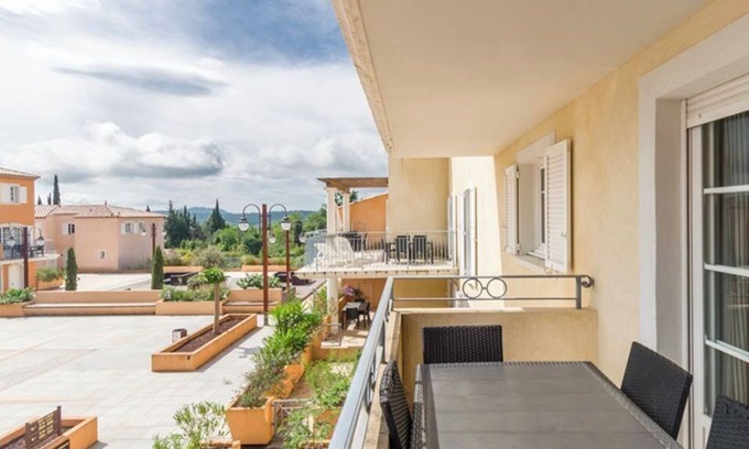 Tourrettes Apartment | Domaine de Camiole 3P6B