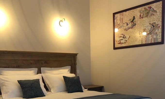 Caylus Bed & Breakfast | Domaine de Monplaisir, a prestigious place
