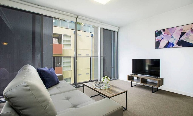 Fitzroy North Apartment | Domi Rentals - The Brunswick Apartment