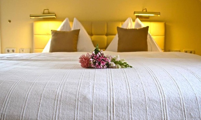 Millstatt House | Doppelzimmer Seeblick - Schlosshotel See-villa