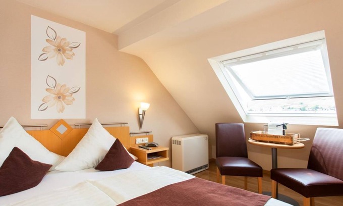 Bernkastel House | Double room standard - Moselhotel Weiskopf