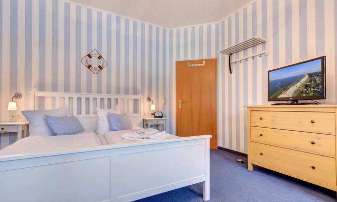 Ahlbeck House | Double room standard ground floor 2 - Hotel Villa Seeschlößchen 3*