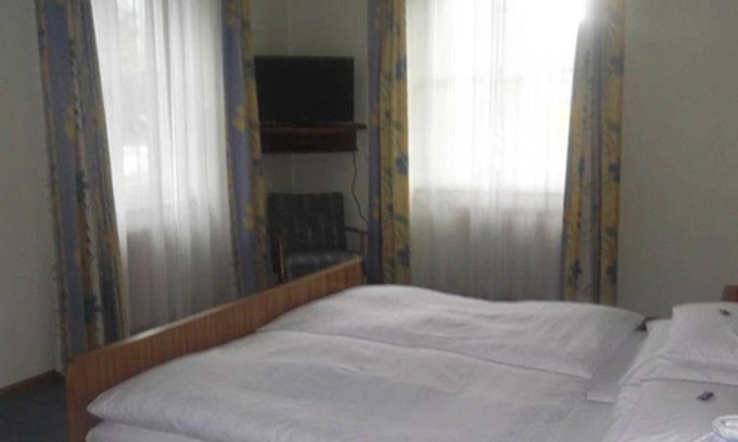 Mondsee House | Double room with balcony Nr. 8 - Hotel Garni Stabauer