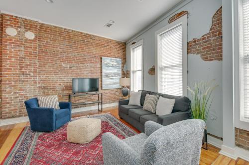 Hot Springs Apartment | Downtown Hot Springs Condo Near Bathhouse Row!