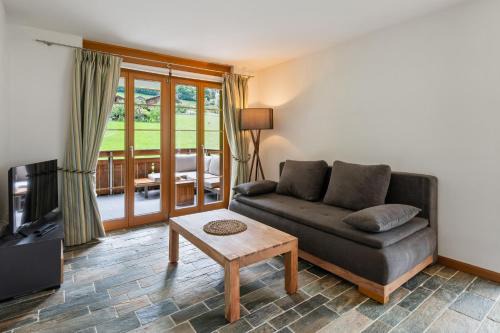 Iseltwald Apartment | Dream view of the lake and mountains