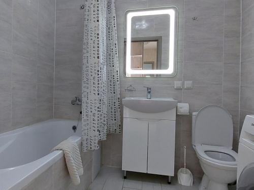 Lutsk Apartment | DreamTown Однокімнатна біля вокзалу