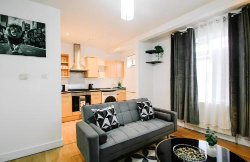 Portswood Apartment | Dreamy Delight Base 2 Bedroom Apartment