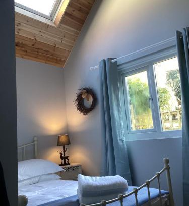 Axmouth House | Driftwood Hideaway