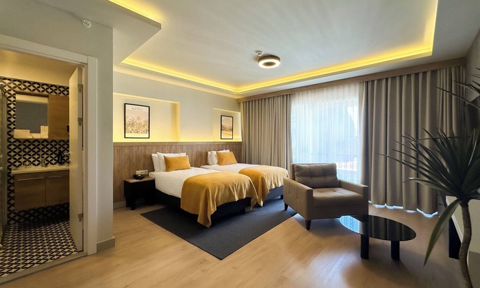 Kadikoy Hotel | Dugi Hotel