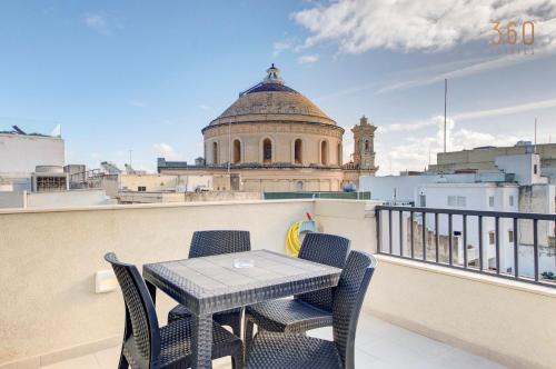 Mosta Apartment | Duplex 2BR penthouse with Balcony, Rooftop & Views by 360 Estates