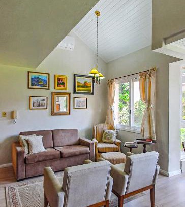 Bairro Lago Negro Apartment | Duplex Floresta Negra - Sua Base perfeita em Gramado! Ótima LOCALIZAÇÃO LAGONegro 500m - 02 Quartos e 02 Banheiros para FAMILIA em CONDOMINIO FECHAD0, cozinha completa com GARAGEM e portaria 24h