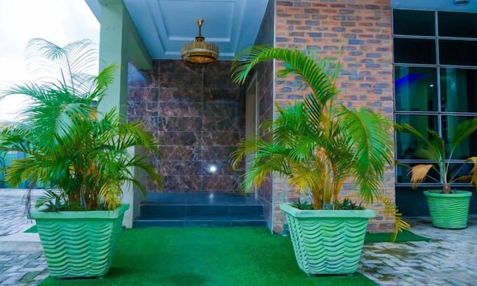 Ibadan Hotel | E- Exclusive Hotel
