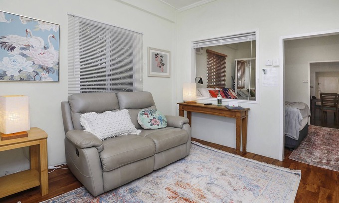 Cairns North Apartment | Easy Going Holiday Unit on McKenzie MK4
