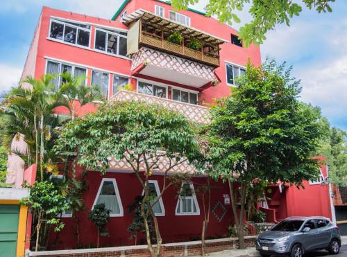 Zona 10 Hotel | Eco Suites Uxlabil Guatemala
