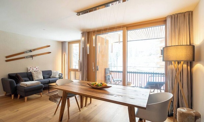 Flims Apartment | Edelweiss vacation apartment Casa Vallada: Modern 3.5-room apartment, 57 m².
