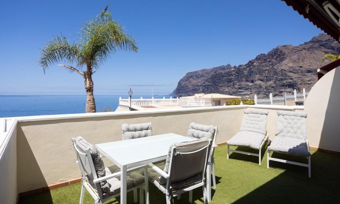 Los Gigantes Apartment | EDEN RENTALS Hermosas Vistas al Océano y Los Acantilados