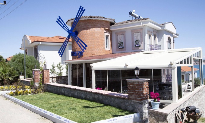 Mithatpasa Hotel | Efruze Otel