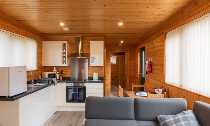 Ely Cabin | Egret Park 2 - Luxury Lodge with Hot Tub