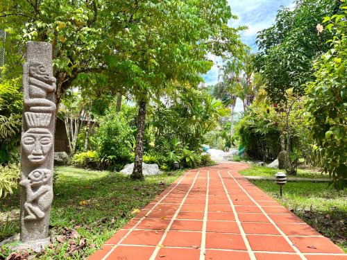 Puerto Viejo de Talamanca Hostel | El Clan Hostel