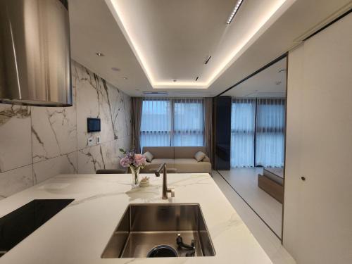 Seocho-dong Apartment | El Lewk Penthouse Seocho