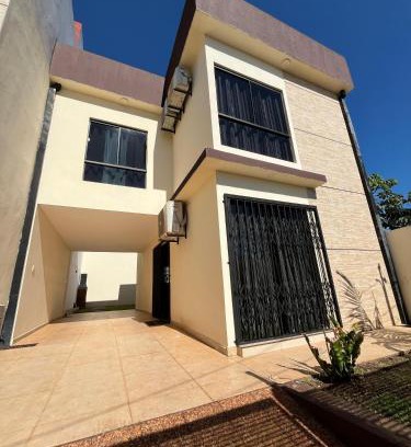 Encarnacion Apartment | El Paraiso