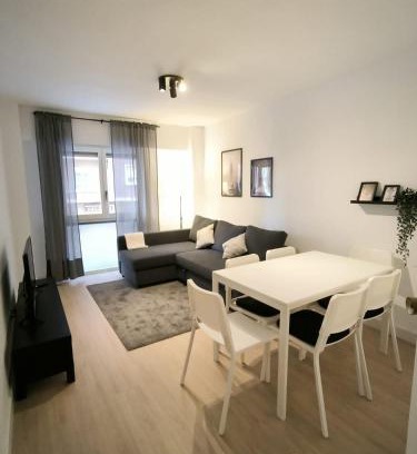 Arrabal Apartment | El Puente del Arrabal by Alogest