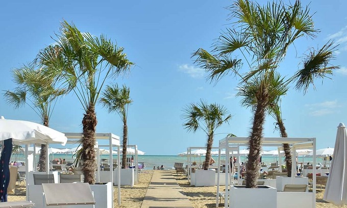 Bibione Apartment | Elegant Seaview Flat With Private Terrace