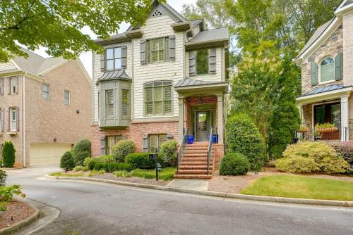 Sandy Springs House | Elegant 3BR Atlanta Home with Jacuzzi!