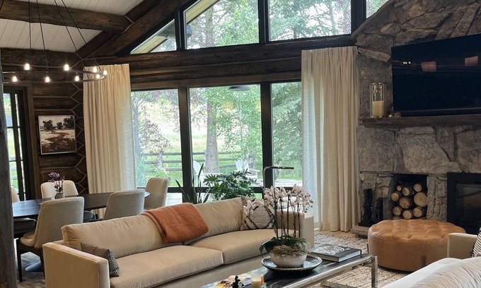 Snowmass Village House | Elegant Country Retreat