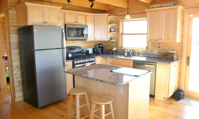 Cutler House | Elegant log home with unobstructed ocean views