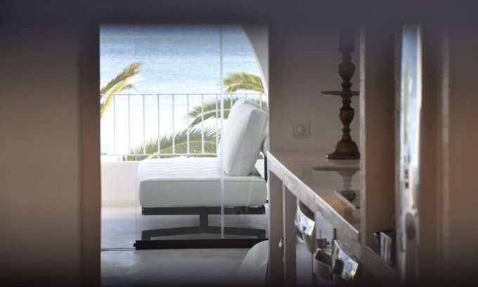 Cap Martinet Apartment | Elegant, Luxueus Strandappartement