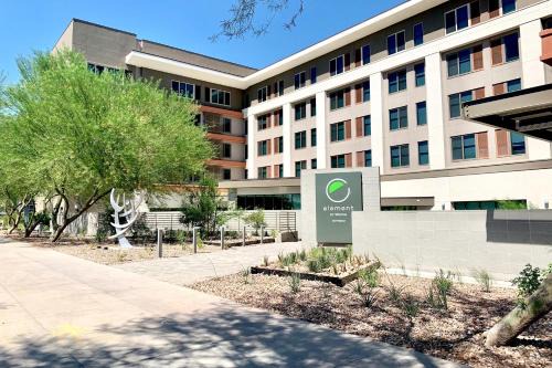 South Scottsdale Hotel | Element Scottsdale at SkySong