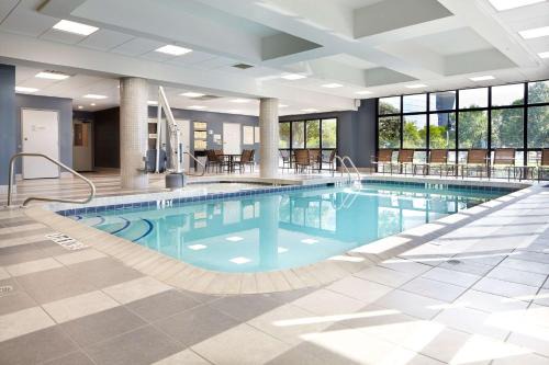 Cumberland Hotel | Embassy Suites by Hilton Atlanta Galleria