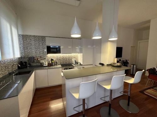 Imperial Apartment | Encanto y Elegancia en el Corazón de Madrid | By Airnest
