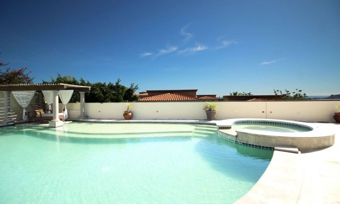 Colonia El Progreso House | ENDLESS OCEAN VIEW IN A LUXURY VILLA